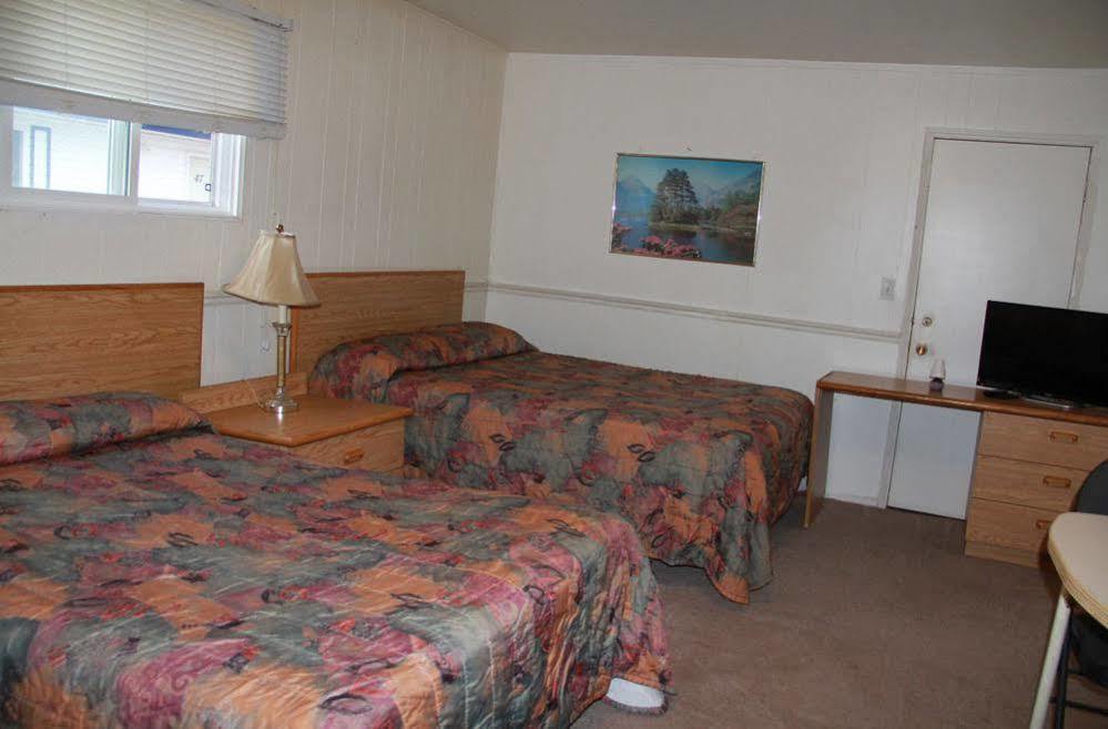 Bluebird Motel Innisfail Exteriör bild